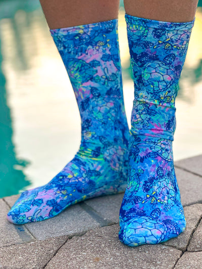 Eco-friendly Turtle Tie Dye Dive Socks