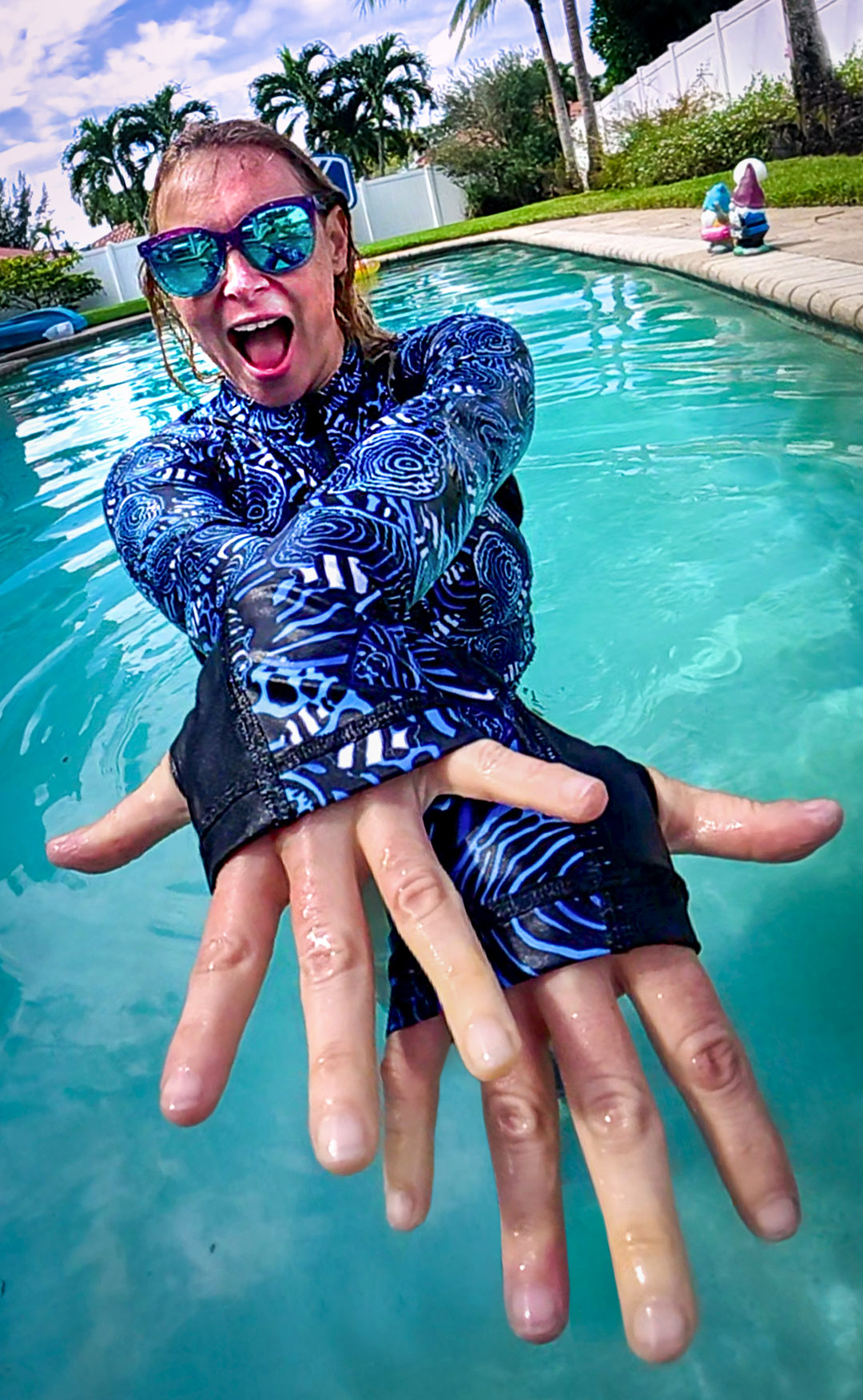 Eco-friendly Full Zip Up Angelfish Hypnosis Rash Guard