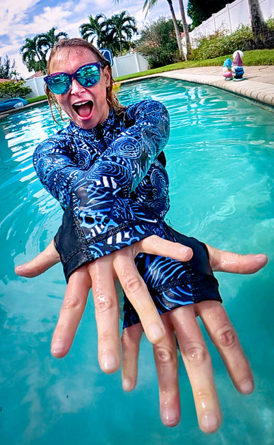 Eco-friendly Full Zip Up Angelfish Hypnosis Rash Guard